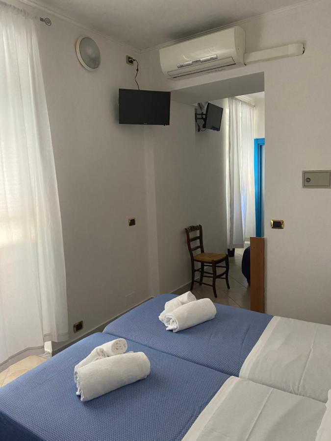Caravella Hotel Deiva Marina Kültér fotó