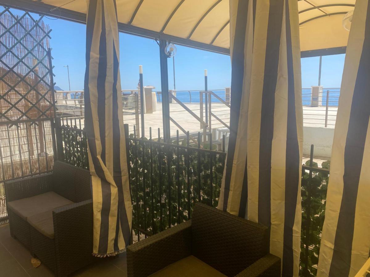 Caravella Hotel Deiva Marina Kültér fotó